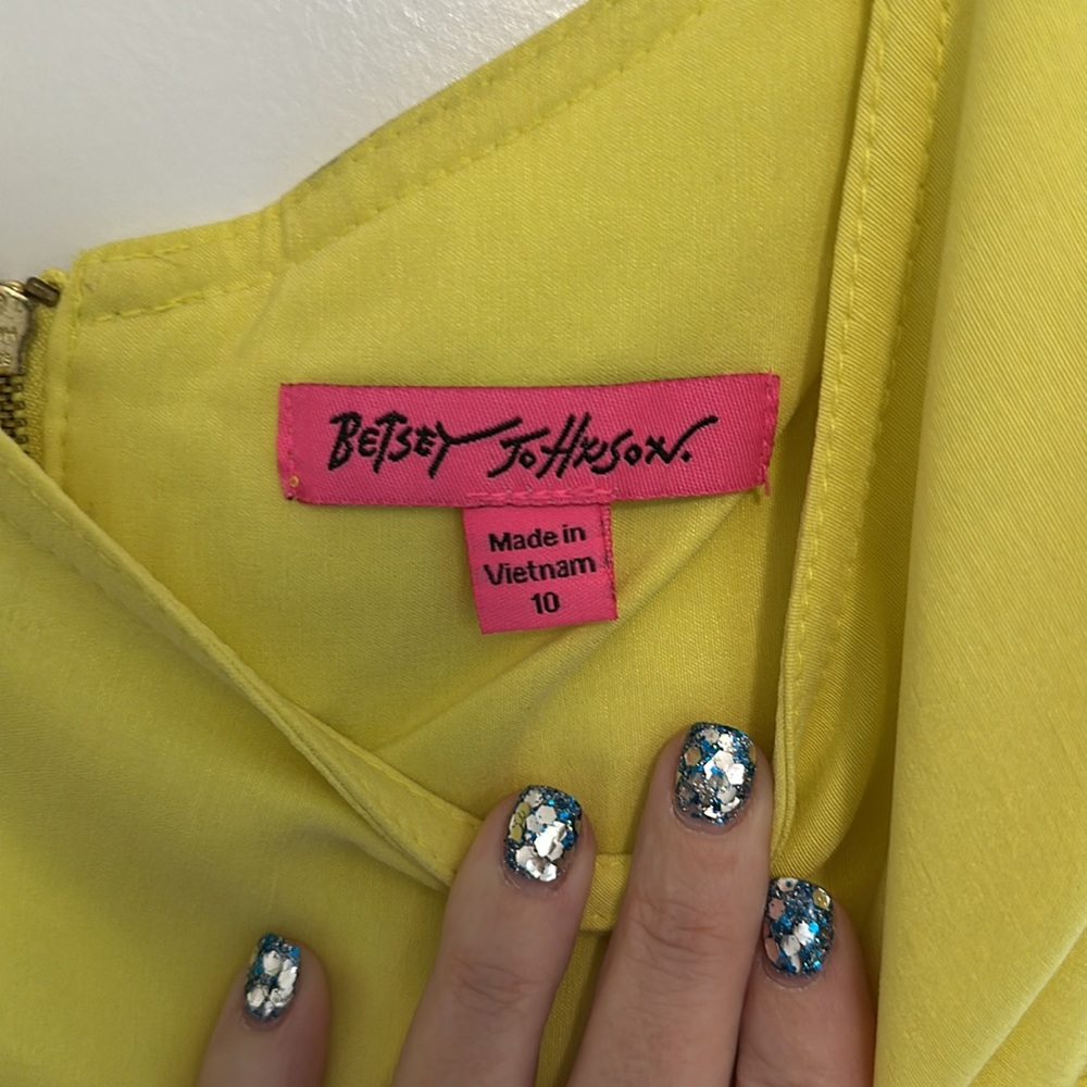 Betsy Johnson yellow heart dress 10 - Picture 3 of 4